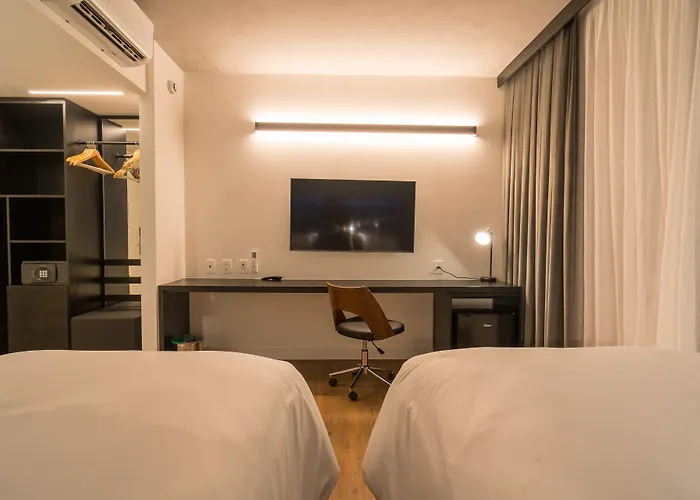 Hotel Park Plaza Moinhos 4*